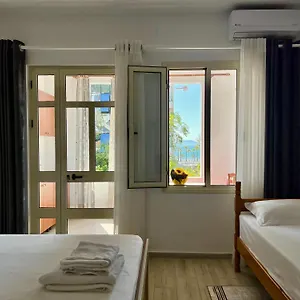 Rei's Place Albania