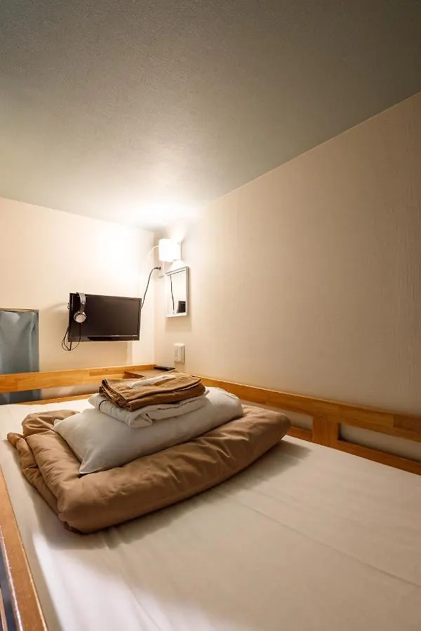 Hotel cápsula Hotel Owl Tokyo Shinbashi
